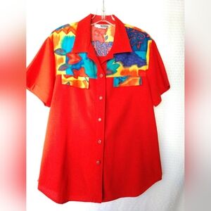 C.M. Shapes Womens Short Sleeve Shirt Red Colorful Tie Dye Look Medium Chest 40"
